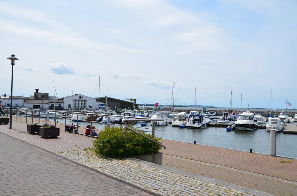 Loui'S Fewo Wiek Wiek auf Rugen Bagian luar foto